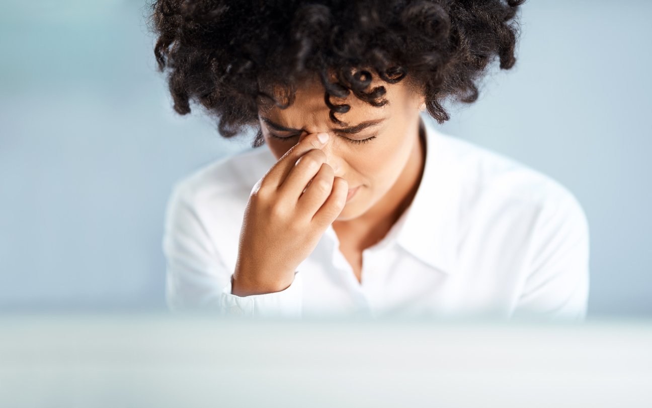Dealing With Pounding Behind Your Eyes? Yep, You’ve Probably Got a Sinus Headache—Here’s How to Get Rid of It